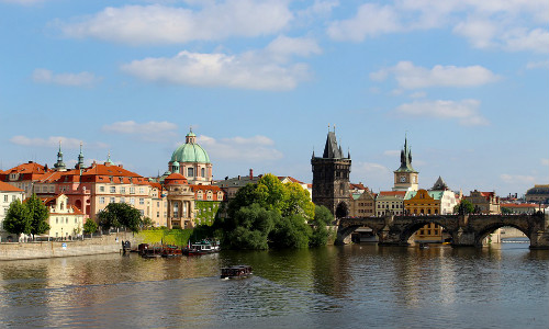 移民加拿大，租房還是買(mǎi)房好？