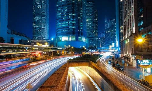 香港移民怎么樣？生活花費高嗎？