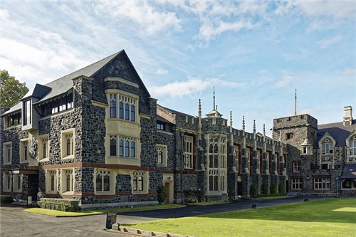 新西蘭移民各年齡段工資水平盤點