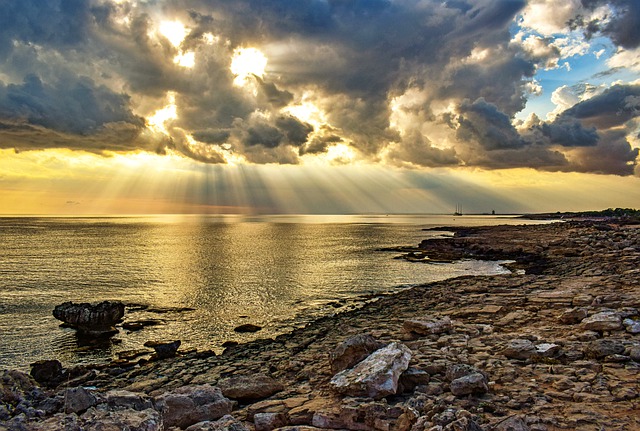 從移民生活來看，美國還是加拿大更好？